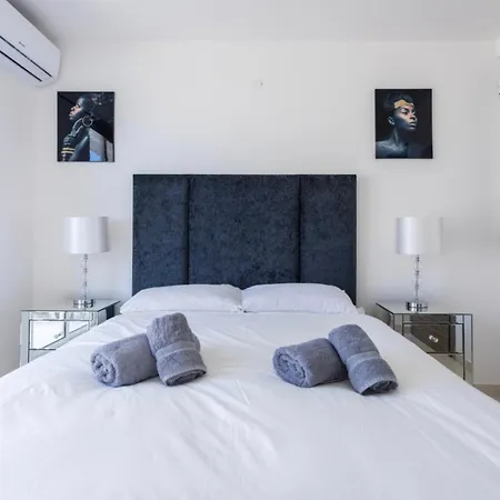 Bnbnova - Lovely Saint Julian With Terrace St. Julian's