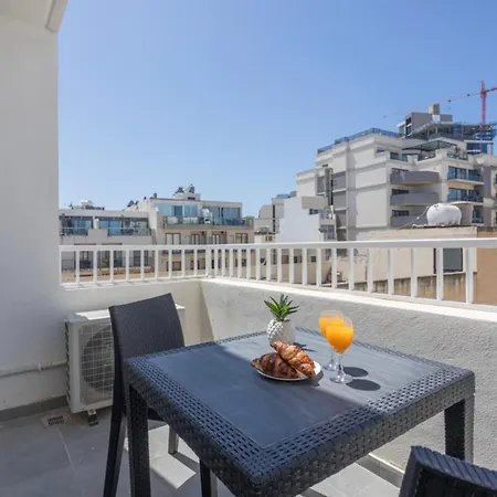 Bnbnova - Lovely Saint Julian With Terrace * St. Julian's